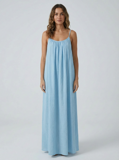 La robe dos nu qui fait tourner les têtes…