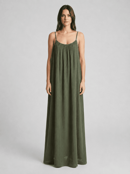 La robe dos nu qui fait tourner les têtes…